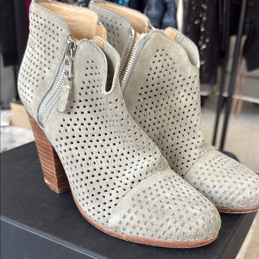 Rag and bone Perforated Ankle Boots - Gray